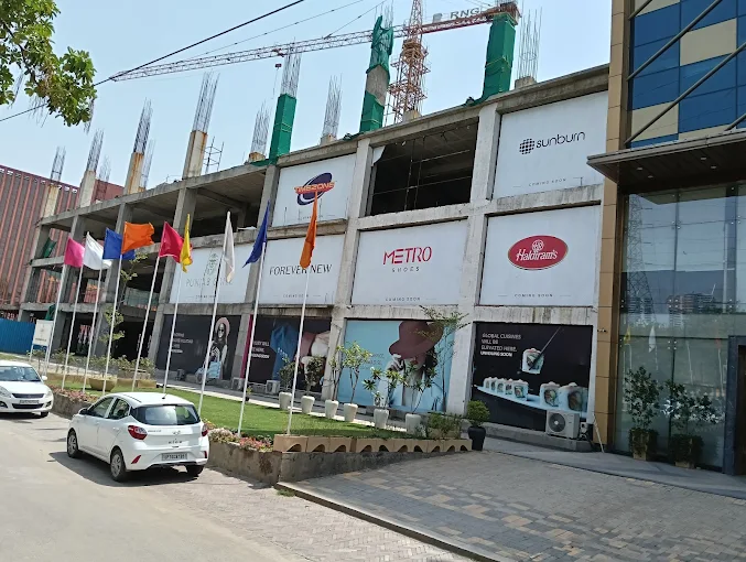 Status Mall